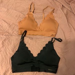 Danskin scallop laser cut bras